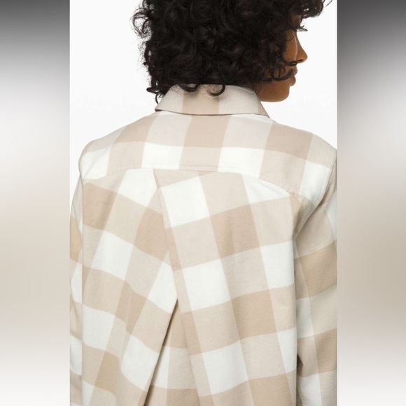 Lululemon Full Day Ahead Shirt-size 6 - Picture 4 of 8